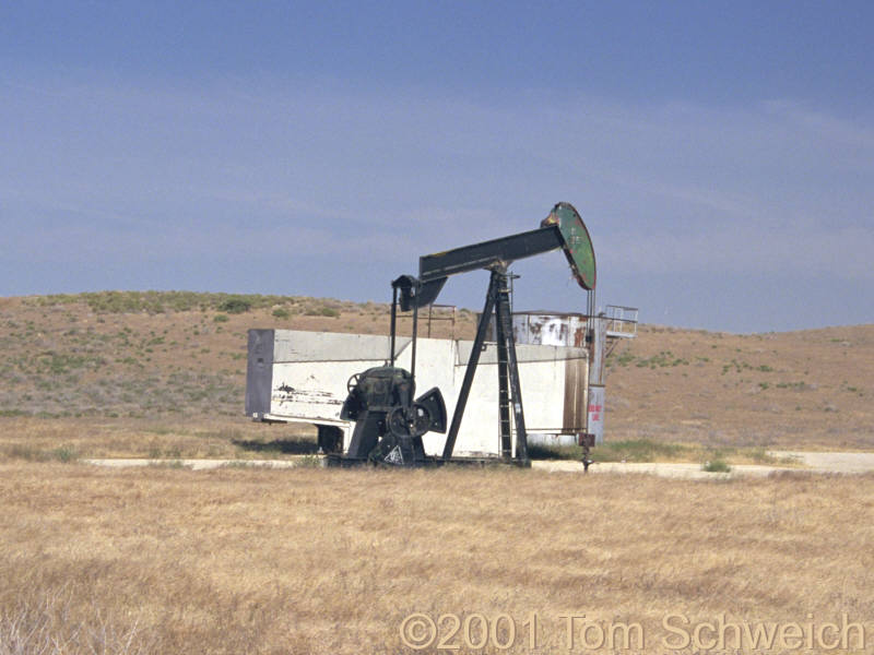 Oil Well near McKittrick, CA